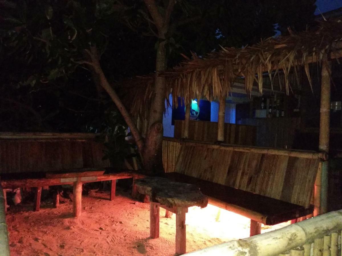 בונאקן Sunset Guest House & Bar מראה חיצוני תמונה