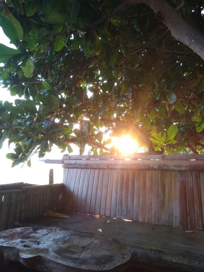 בונאקן Sunset Guest House & Bar מראה חיצוני תמונה